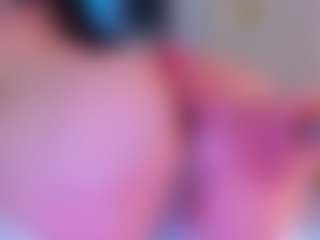 KonnyNaugthy MILF webcam performer live streaming