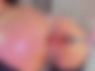 Live cam show with KonnyNaugthy - Striptease on Milfs Live