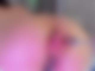 Live cam show with KonnyNaugthy - Brown Eyes Mature on Hubzter Live