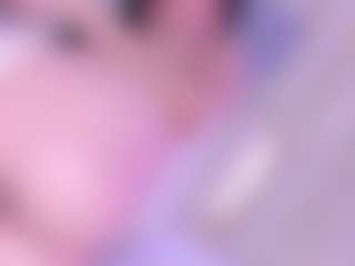 Live cam show with KonnyNaugthy - Skinny MILF on sexylive.show