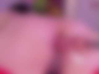 Live cam show with KonnyNaugthy - Striptease MILF on Uber Horny