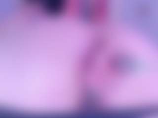KonnyNaugthy MILF webcam performer live streaming