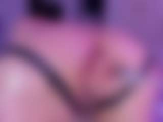 Live cam show with KonnyNaugthy - Smoking on sexytreat.net
