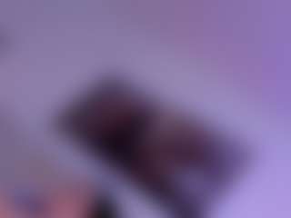 Live cam show with KonnyNaugthy - Hairy Pussy MILF on googirlz