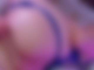 Live cam show with KonnyNaugthy - Hairy Pussy MILF on TottyGirls