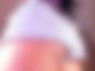 Live cam show with LeiaWong - Nipple Piercings on fapnchat