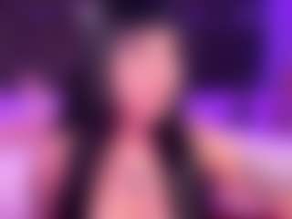 Live cam show with LeiaWong - Brown Eyes on Camming Site