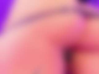 Live cam show with LeiaWong - Athletic Brown Eyes on Camming Site
