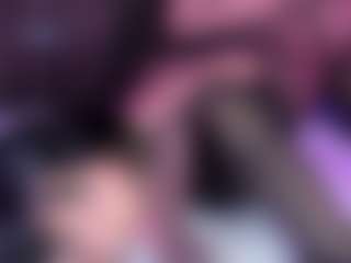 LeiaWong's Live Sex Cam Show