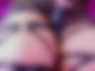 LeiaWong's Live Sex Cam Show
