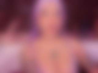 LeiaWong's Live Sex Cam Show