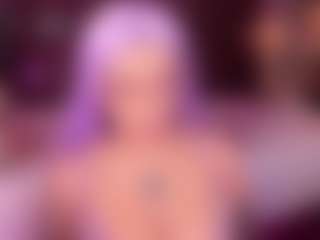 Live cam show with LeiaWong - Dildo Or Vibrator on Gym Cam Girls