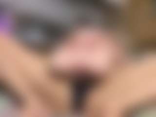 Alanahsinns's Live Sex Cam Show