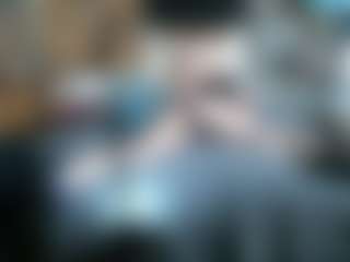 Live cam show with Alanahsinns - Brown Eyes on Streamer API