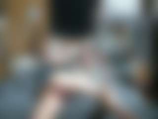 Live cam show with Alanahsinns - No Drinking on Mixed Magazine Live