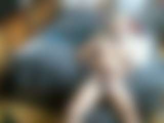 Live cam show with Alanahsinns - Big Tits on MyBangCams