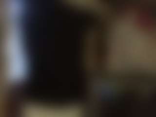 Live cam show with Alanahsinns - Brown Eyes on Camsoda