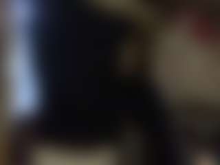 Live cam show with Alanahsinns - Brown Eyes on Camsoda