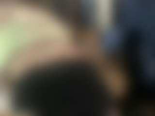 Live cam show with Alanahsinns - Black Hair on madthumbs