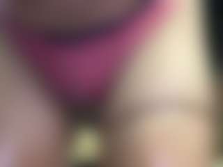 Live cam show with Alanahsinns - Big Tits on TeamSkeetLive