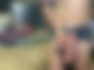 Live cam show with Alanahsinns - Lean on Fling VIP Chat