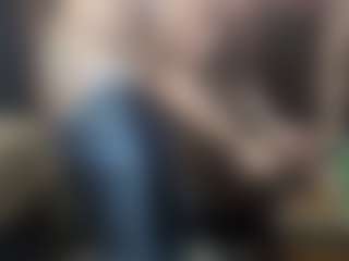 Live cam show with Alanahsinns - Smoking on LiveSexCams6