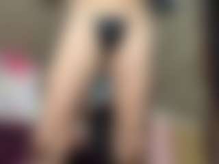Live cam show with Alanahsinns - Black Hair on testsause.com