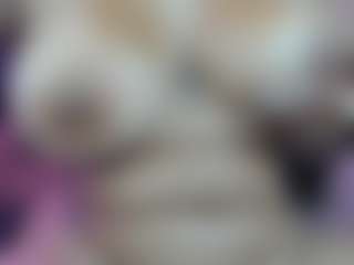 kenia-oz's Live Sex Cam Show