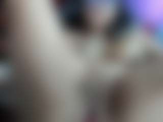 kenia-oz's Live Sex Cam Show