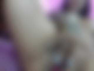 kenia-oz's Live Sex Cam Show