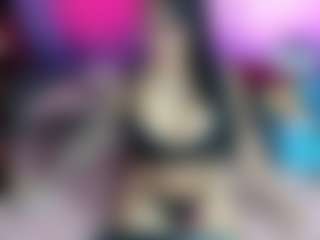 kenia-oz's Live Sex Cam Show