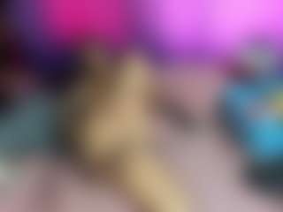 Live cam show with kenia-oz - Asian Big Tits on Camming Site