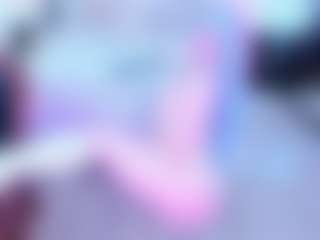 Live cam show with Riaasgremory - Gagging on Camsoda