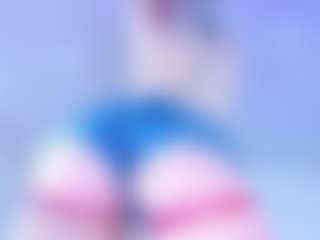 Live cam show with Riaasgremory - Blonde Hair on eurowanks.com