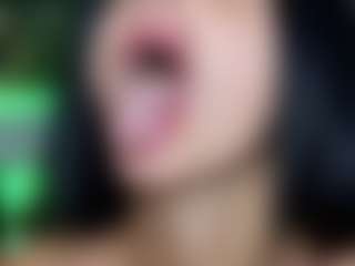 Live cam show with ell3thestar - Smoking on Camsoda