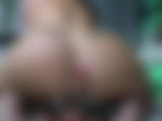 ell3thestar's Live Sex Cam Show
