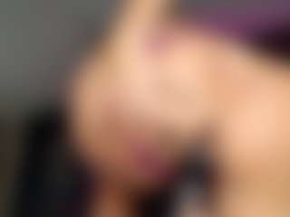 ell3thestar's Live Sex Cam Show