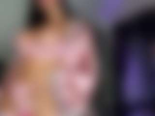 Live cam show with ell3thestar - Latina on googirlz