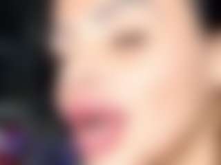 Live cam show with ell3thestar - Nipple Piercings on AdultVida.com