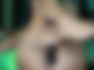 ell3thestar's Live Sex Cam Show