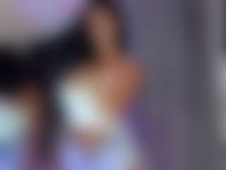 Live cam show with ell3thestar - Smoking on CamClone