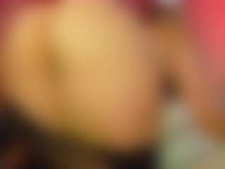 Live cam show with Lexi - Moaning on SxyPornLive
