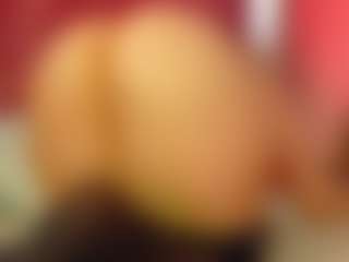 Live cam show with Lexi - College Curvy on Adult Interactions