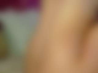 Live cam show with Lexi - College Teen (18+) on CamClone