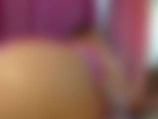 Live cam show with Lexi - Blonde Hair Curvy on https://playwithruby.com