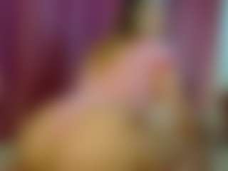 Live cam show with Lexi - Fuck on Milfs Live