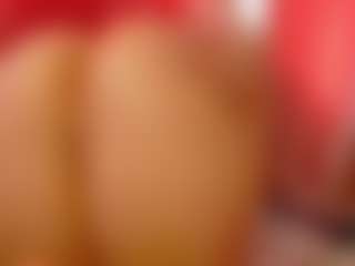Live cam show with Lexi - Blonde Hair HD on Camsoda