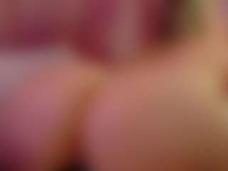 Live cam show with Lexi - Oil on Camsoda