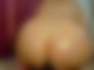 Live cam show with Lexi - Cute on Camsoda