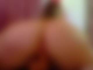 Live cam show with Lexi - Sexy on madthumbs